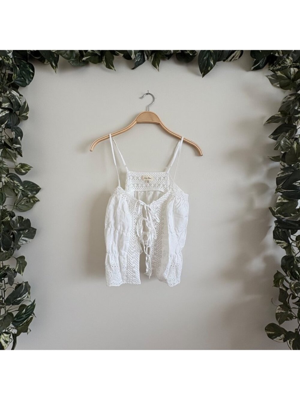 Love Notes Front Lace Up Sleeveless Blouse White Women’s Size M
